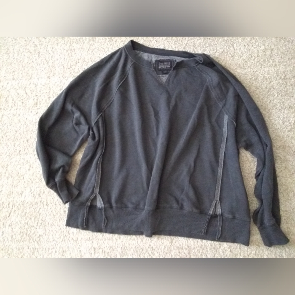 American Eagle Sweatshirt